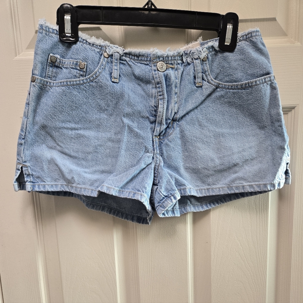 Vintage Y2K Paris Blues Light Blue Denim Women's Shorts, Size 7 (Juniors)